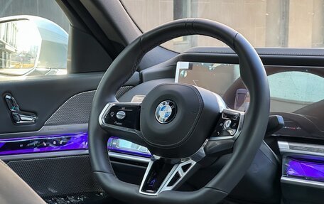 BMW 7 серия, 2024 год, 16 800 000 рублей, 23 фотография