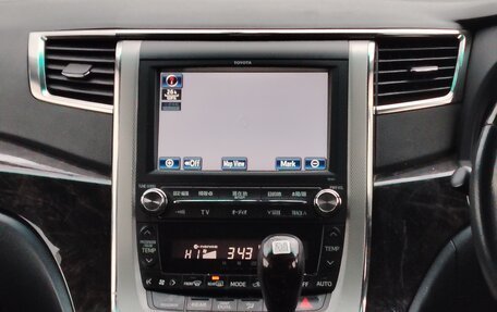 Toyota Vellfire I, 2012 год, 2 450 000 рублей, 17 фотография