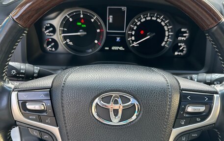 Toyota Land Cruiser 200, 2016 год, 7 800 000 рублей, 15 фотография
