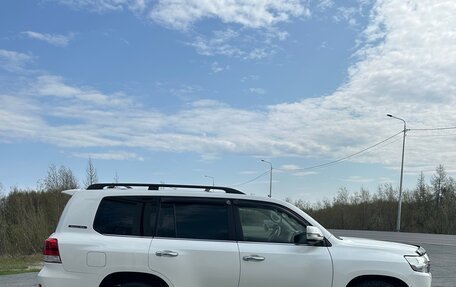 Toyota Land Cruiser 200, 2016 год, 7 800 000 рублей, 2 фотография