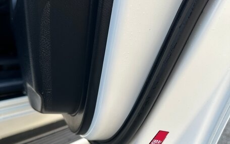 Toyota Land Cruiser 200, 2016 год, 7 800 000 рублей, 24 фотография