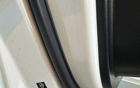 Toyota Land Cruiser 200, 2016 год, 7 800 000 рублей, 38 фотография