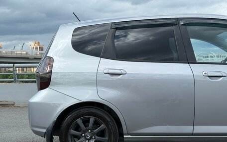 Honda Fit III, 2007 год, 720 000 рублей, 16 фотография