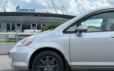 Honda Fit III, 2007 год, 720 000 рублей, 14 фотография