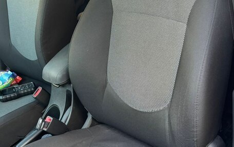 Hyundai Solaris II рестайлинг, 2012 год, 795 000 рублей, 7 фотография