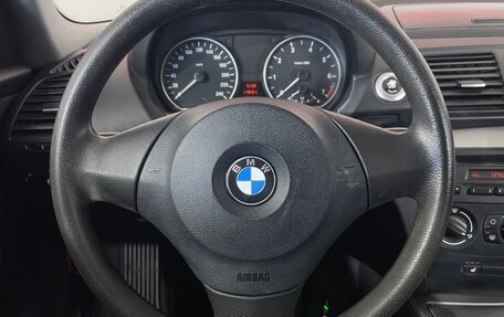 BMW 1 серия, 2011 год, 731 000 рублей, 13 фотография