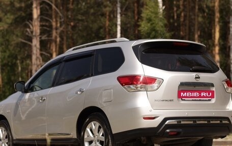 Nissan Pathfinder, 2014 год, 1 780 000 рублей, 2 фотография