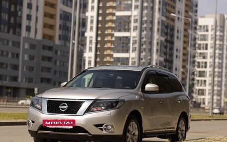 Nissan Pathfinder, 2014 год, 1 780 000 рублей, 11 фотография