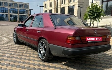 Mercedes-Benz W124, 1989 год, 550 000 рублей, 14 фотография