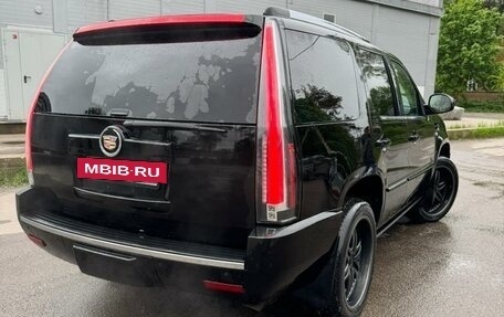 Cadillac Escalade III, 2008 год, 1 600 000 рублей, 13 фотография