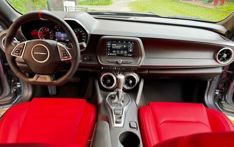 Chevrolet Camaro VI, 2018 год, 2 850 000 рублей, 15 фотография