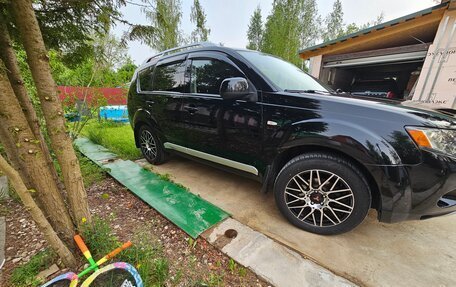 Mitsubishi Outlander III рестайлинг 3, 2008 год, 999 999 рублей, 6 фотография