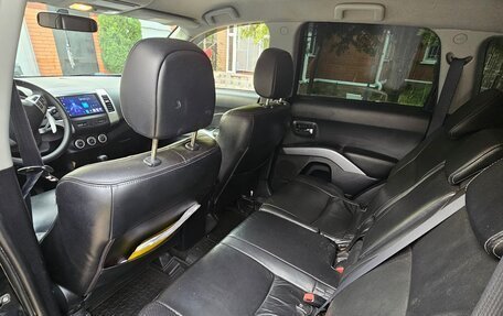 Mitsubishi Outlander III рестайлинг 3, 2008 год, 999 999 рублей, 13 фотография