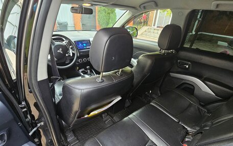 Mitsubishi Outlander III рестайлинг 3, 2008 год, 999 999 рублей, 14 фотография