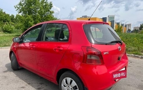 Toyota Yaris III рестайлинг, 2008 год, 629 000 рублей, 11 фотография