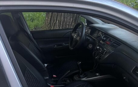 Mitsubishi Lancer IX, 2006 год, 500 000 рублей, 3 фотография