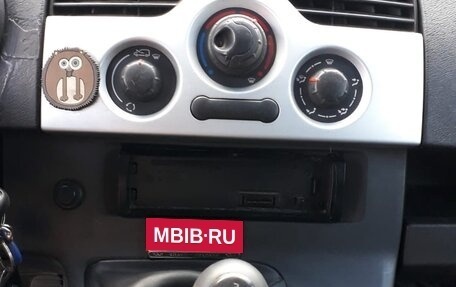 Renault Kangoo II рестайлинг, 2011 год, 500 000 рублей, 6 фотография