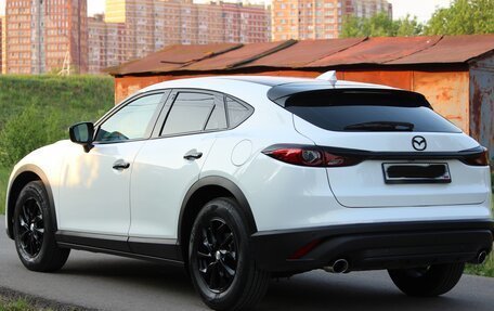 Mazda CX-4, 2022 год, 2 835 000 рублей, 3 фотография