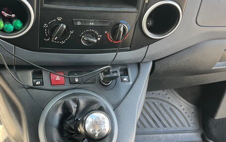 Peugeot Partner II рестайлинг 2, 2014 год, 715 000 рублей, 10 фотография