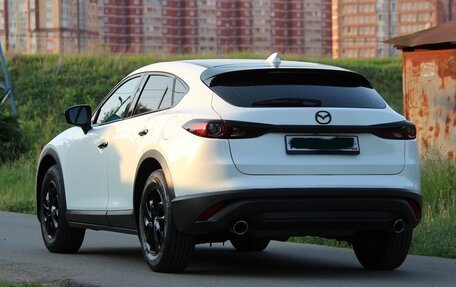 Mazda CX-4, 2022 год, 2 835 000 рублей, 7 фотография