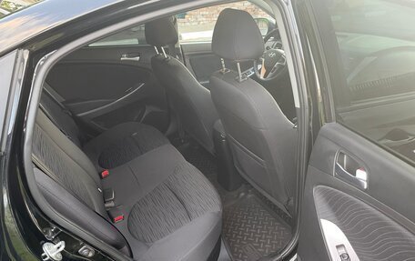 Hyundai Solaris II рестайлинг, 2014 год, 1 175 000 рублей, 13 фотография