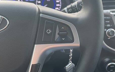 Hyundai Solaris II рестайлинг, 2014 год, 1 175 000 рублей, 17 фотография