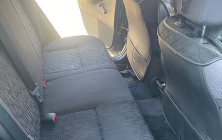 Toyota Corolla, 2004 год, 410 000 рублей, 8 фотография