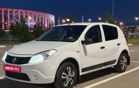 Renault Sandero I, 2012 год, 520 000 рублей, 2 фотография