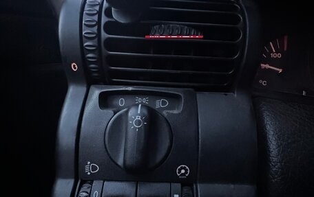 Opel Omega B, 1997 год, 290 000 рублей, 32 фотография