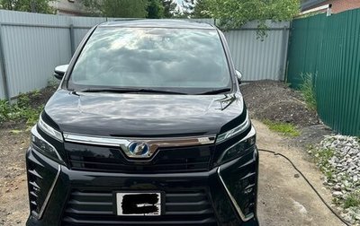 Toyota Voxy III, 2018 год, 2 800 000 рублей, 1 фотография