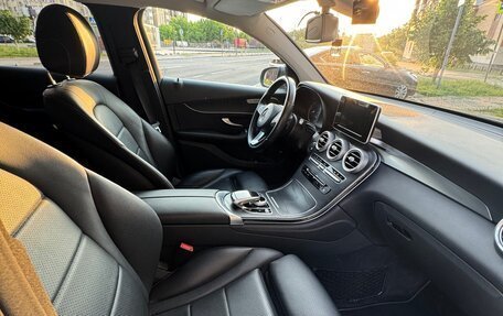 Mercedes-Benz GLC, 2016 год, 3 100 000 рублей, 10 фотография