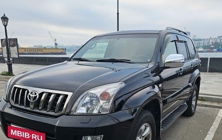 Toyota Land Cruiser Prado 120 рестайлинг, 2009 год, 2 780 000 рублей, 3 фотография