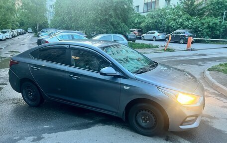 Hyundai Solaris II рестайлинг, 2019 год, 720 000 рублей, 2 фотография