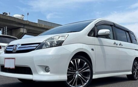 Toyota ISis I, 2016 год, 960 000 рублей, 1 фотография