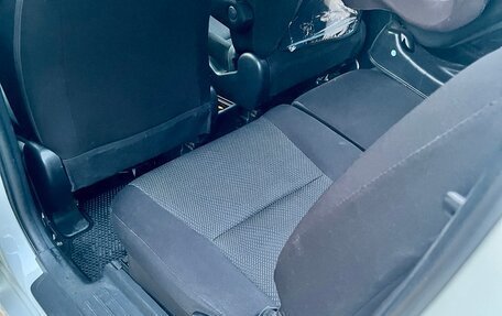 Toyota Wish II, 2012 год, 1 399 000 рублей, 8 фотография