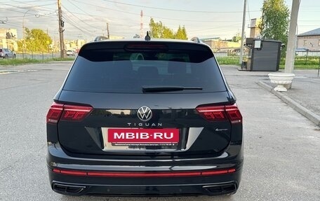 Volkswagen Tiguan II, 2021 год, 4 200 000 рублей, 3 фотография