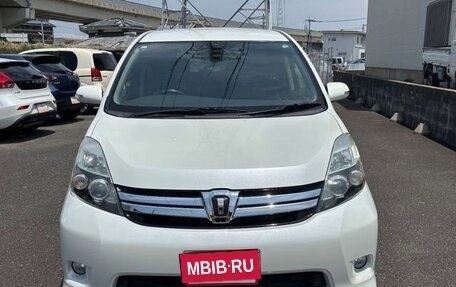 Toyota ISis I, 2016 год, 960 000 рублей, 2 фотография