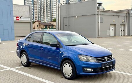 Volkswagen Polo VI (EU Market), 2019 год, 870 000 рублей, 2 фотография