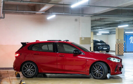 BMW 1 серия, 2022 год, 3 300 000 рублей, 2 фотография