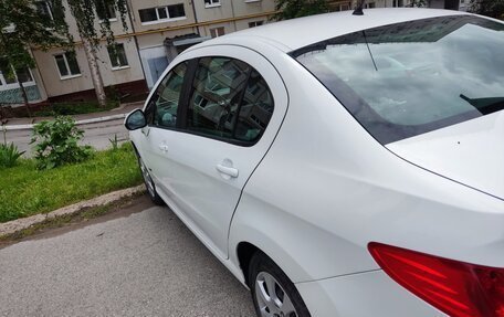 Peugeot 408 I рестайлинг, 2015 год, 560 000 рублей, 1 фотография