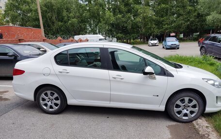 Peugeot 408 I рестайлинг, 2015 год, 560 000 рублей, 4 фотография