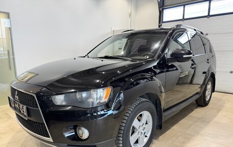 Mitsubishi Outlander III рестайлинг 3, 2012 год, 950 000 рублей, 2 фотография
