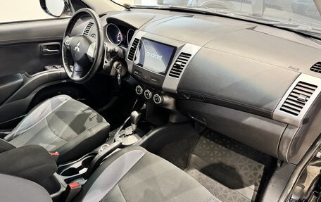 Mitsubishi Outlander III рестайлинг 3, 2012 год, 950 000 рублей, 8 фотография