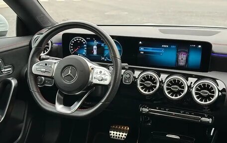 Mercedes-Benz CLA, 2022 год, 2 680 100 рублей, 11 фотография