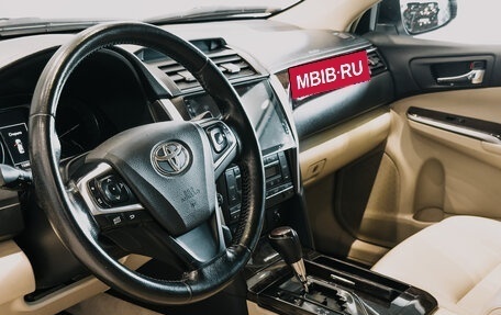 Toyota Camry, 2015 год, 2 150 000 рублей, 17 фотография