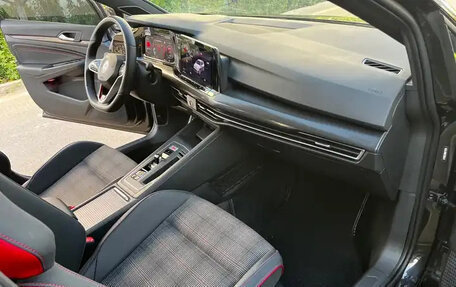 Volkswagen Golf GTI, 2021 год, 2 890 111 рублей, 15 фотография