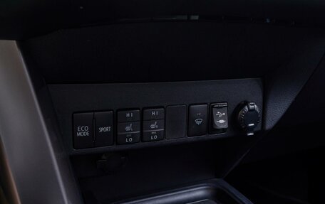 Toyota RAV4, 2016 год, 2 250 000 рублей, 13 фотография