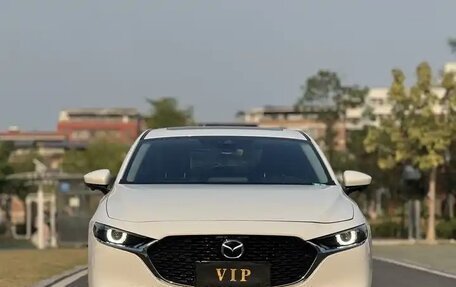 Mazda 3, 2023 год, 2 017 000 рублей, 3 фотография