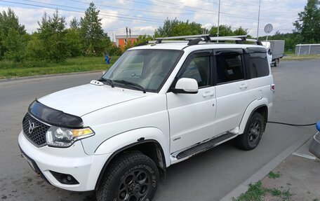 ЛуАЗ Patriot, 2015 год, 1 050 000 рублей, 3 фотография
