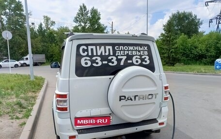 ЛуАЗ Patriot, 2015 год, 1 050 000 рублей, 4 фотография